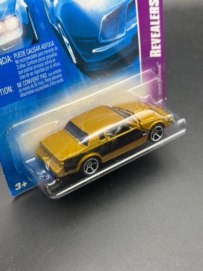 HOT WHEELS - BUICK GRAND NATIONAL (2008) - HW REVEALERS 1/4
