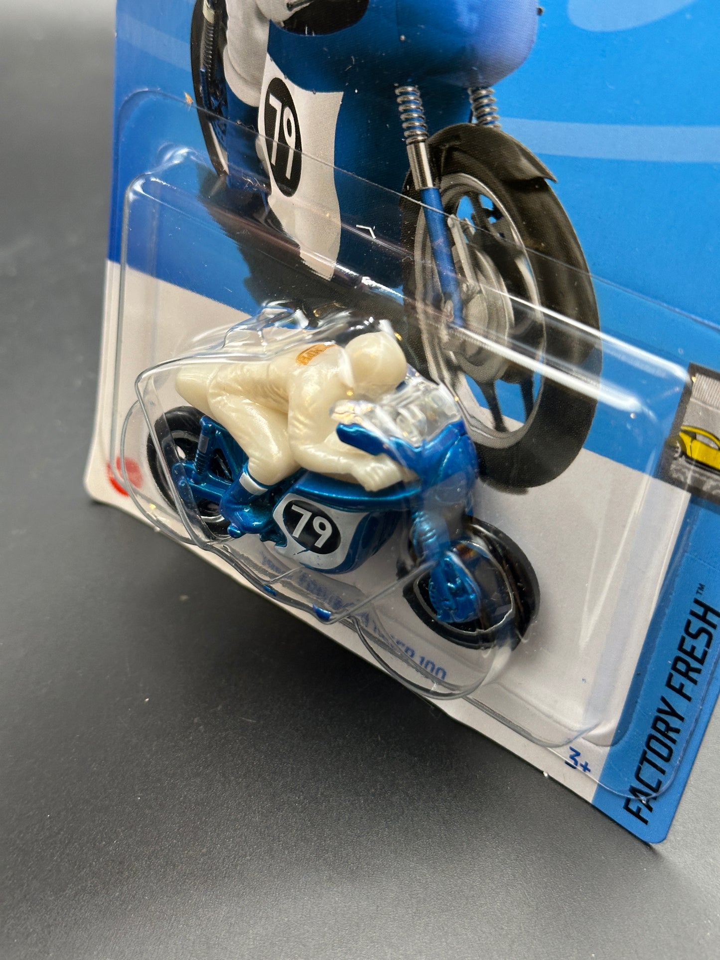 HOT WHEELS - 1966 TRIUMPH TIGER 100 (2024) - HW FACTORY FRESH 10/10