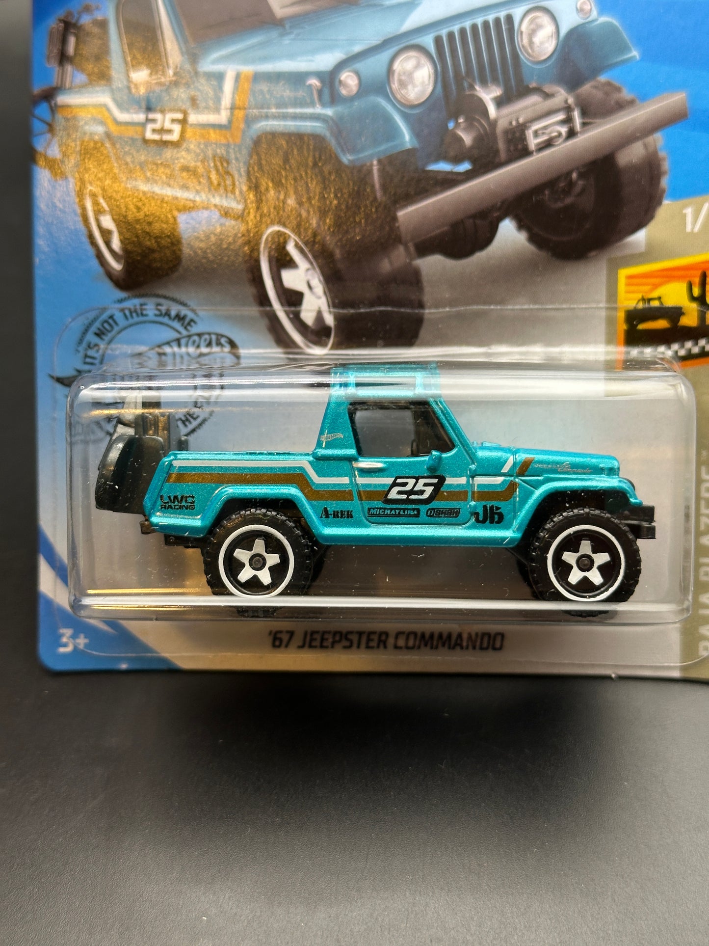 HOT WHEELS - 67 JEEPSTER COMMANDO (2020) - HW BAJA BLAZERS 1/10