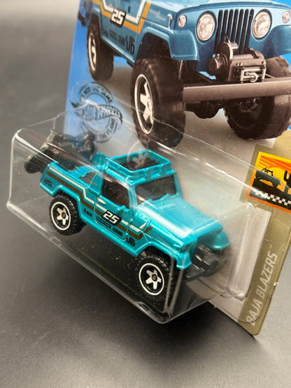 HOT WHEELS - 67 JEEPSTER COMMANDO (2020) - HW BAJA BLAZERS 1/10