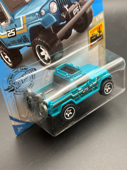 HOT WHEELS - 67 JEEPSTER COMMANDO (2020) - HW BAJA BLAZERS 1/10