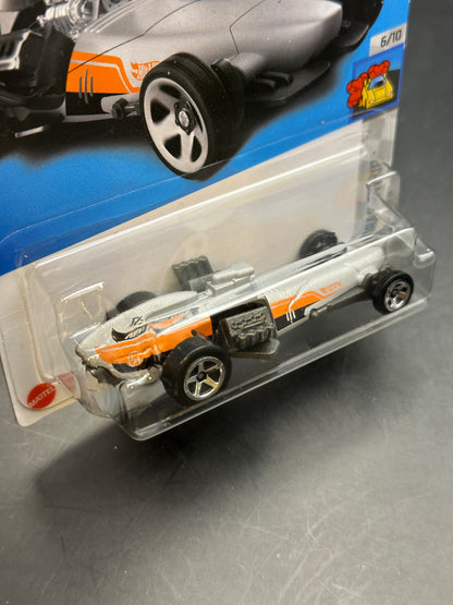 HOT WHEELS - ROCKIN RAILER (2023) - HW DRAG STRIP 6/10