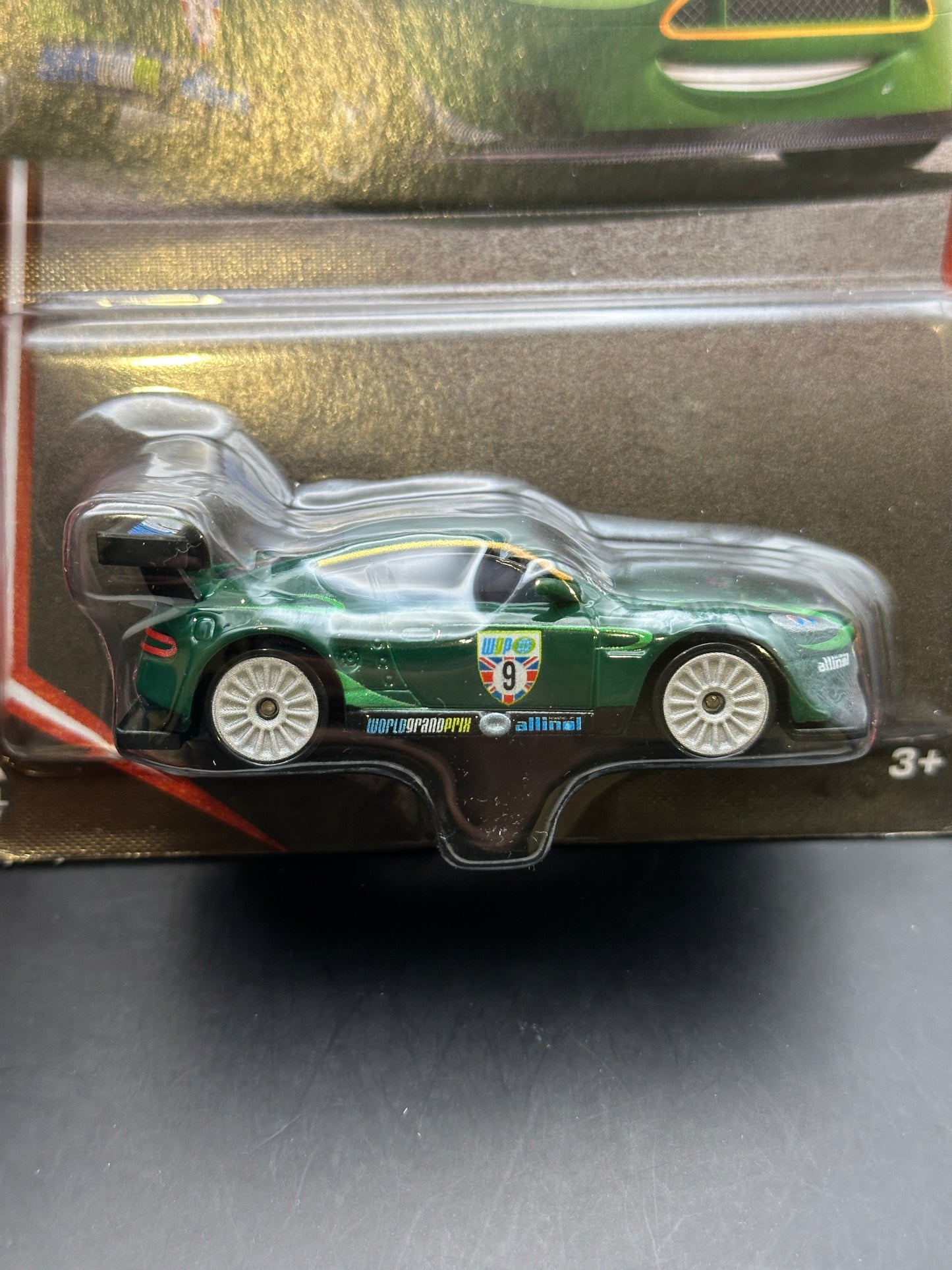 DISNEY PIXAR CARS 20th ANNIVERSARY - NIGEL GEARSLEY - DIECAST