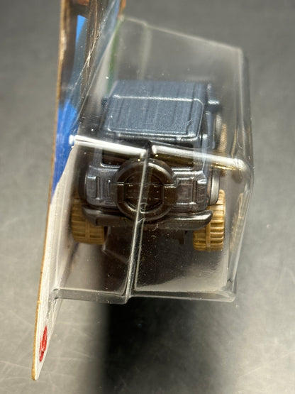 HOT WHEELS - 21 FORD BRONCO (2022) - MUD STUDS 1/5