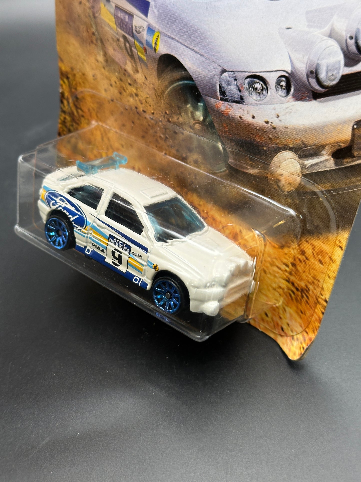 HOT WHEELS - FORD ESCORT (2019) - HW BACKROAD RALLY SERIES 1/6