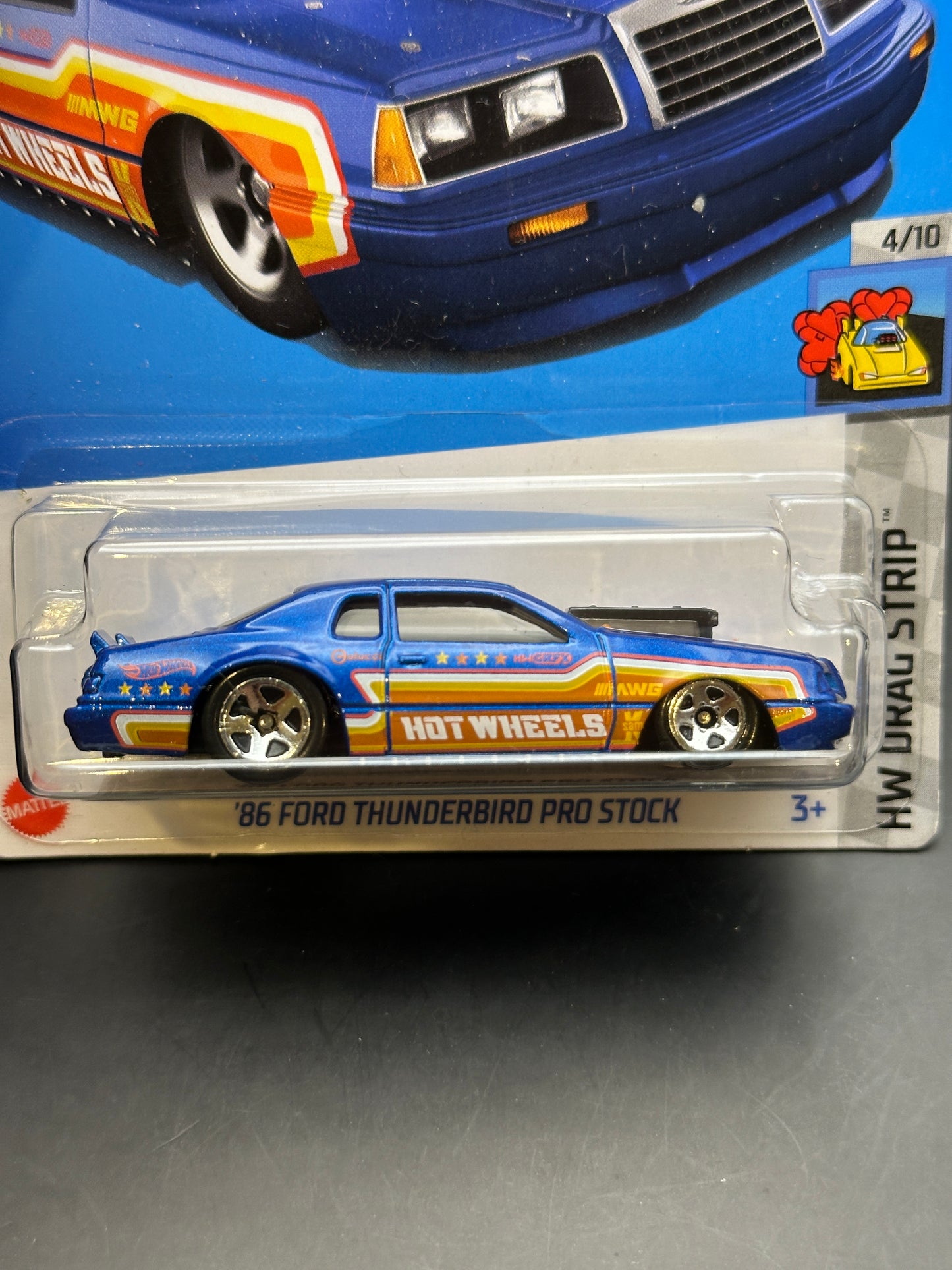 HOT WHEELS - 86 FORD THUNDERBIRD PRO STOCK (2023) - HW DRAG STRIP 4/10