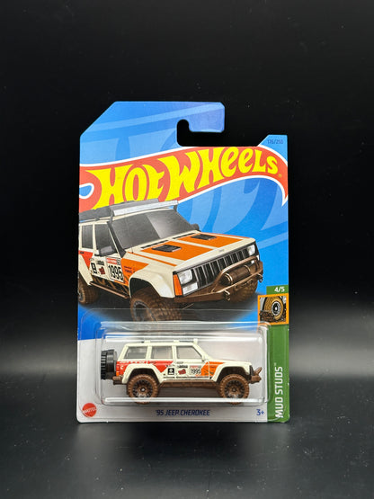 HOT WHEELS - 95 JEEP CHEROKEE (2023) - TREASURE HUNT - HW MUD STUDS 4/5