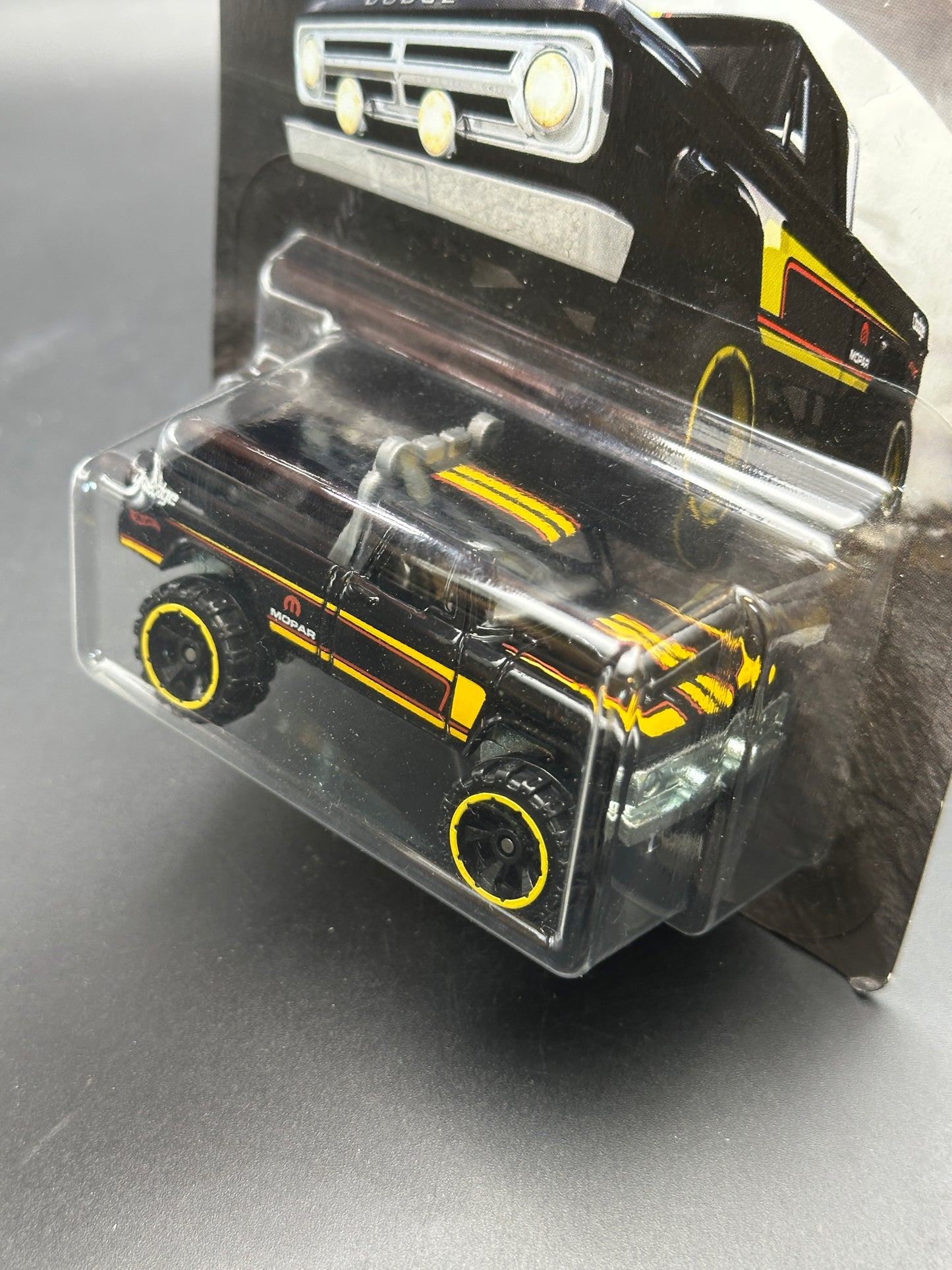 HOT WHEELS - 70 DODGE POWER WAGON (2018) - HW MOPAR SERIES 8/8