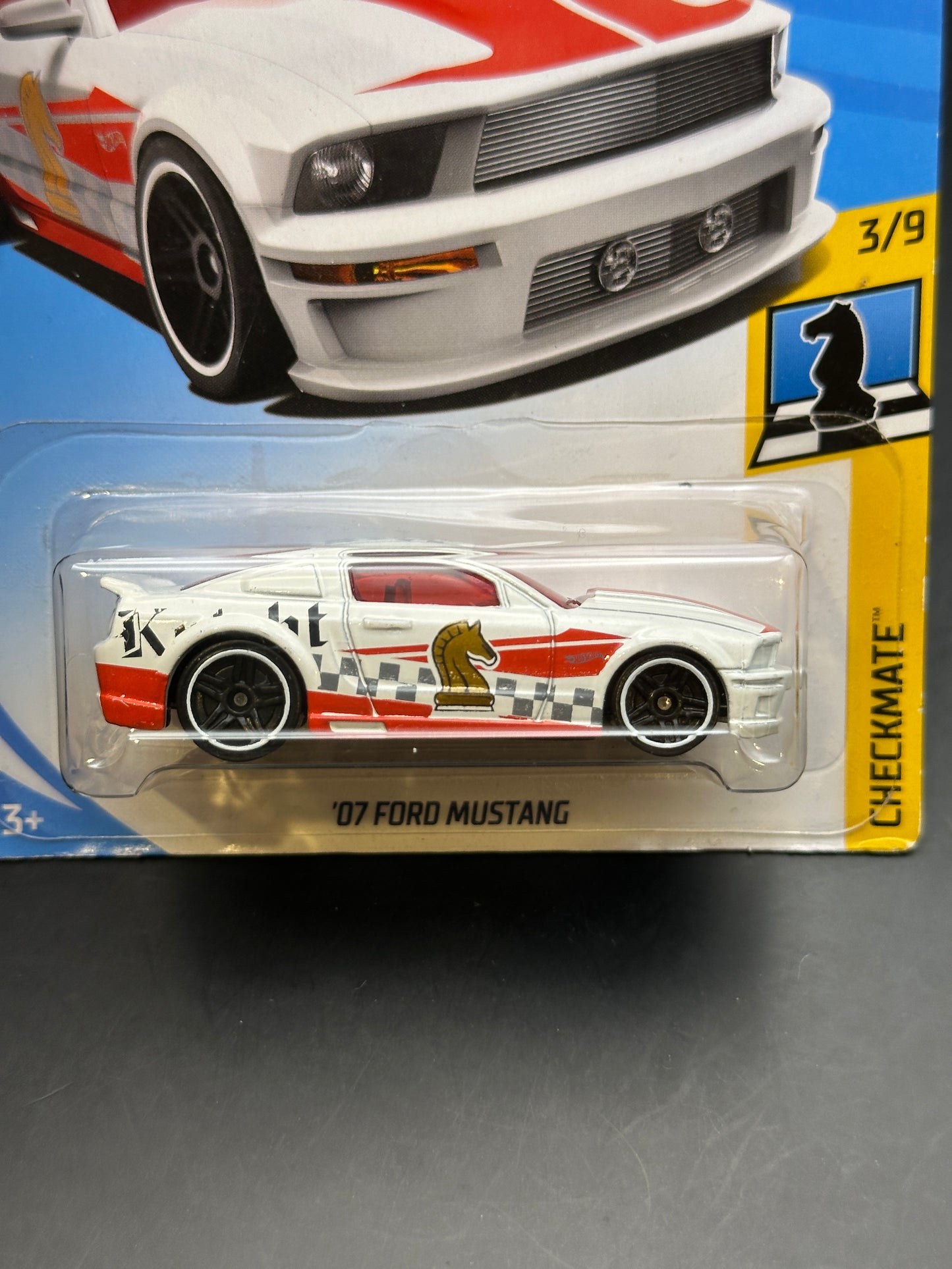 HOT WHEELS - 07 FORD MUSTANG (2018) - HW CHECKMATE 3/9
