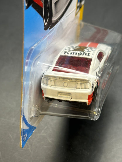 HOT WHEELS - 07 FORD MUSTANG (2018) - HW CHECKMATE 3/9