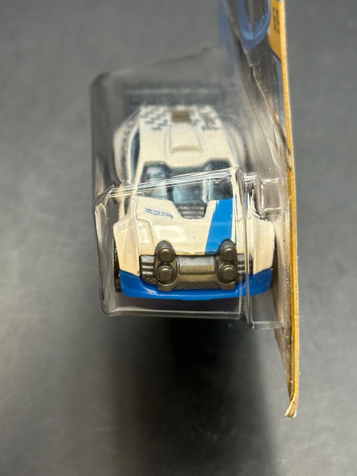 HOT WHEELS - FAST 4WD (2018) - HW CHECKMATE 6/9