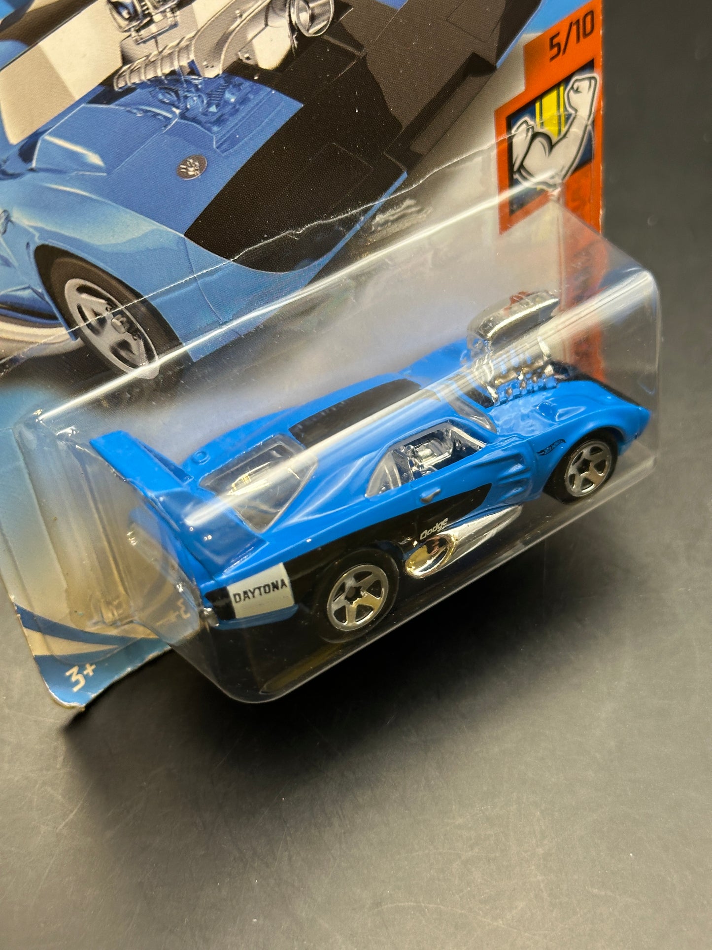 HOT WHEELS - DODGE CHARGER DAYTONA (2018) - HW MUSCLE MANIA 5/10