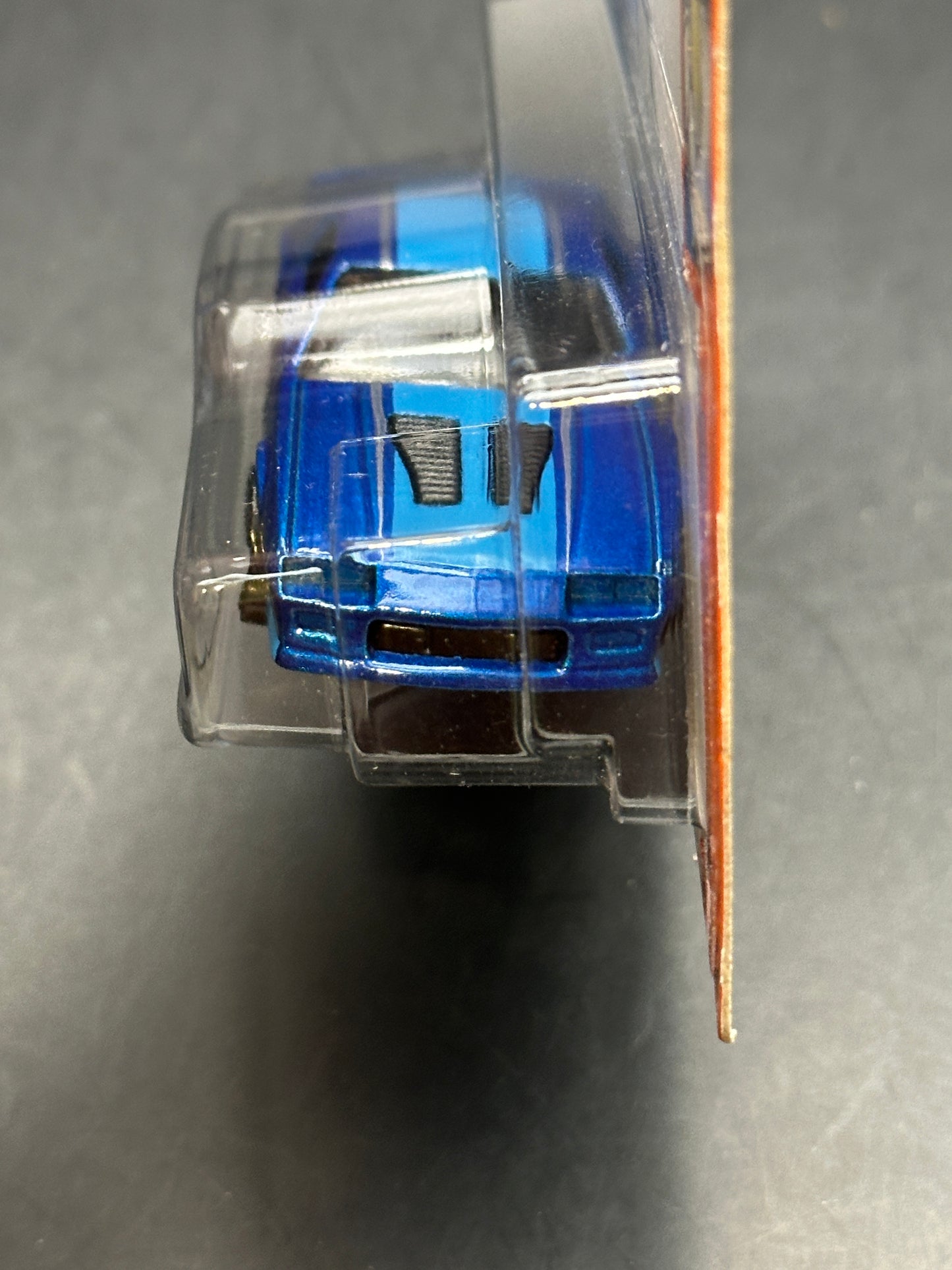 HOT WHEELS - 85 CHEVROLET CAMARO IROC-Z (2021) - HW MUSCLE MANIA 1/10
