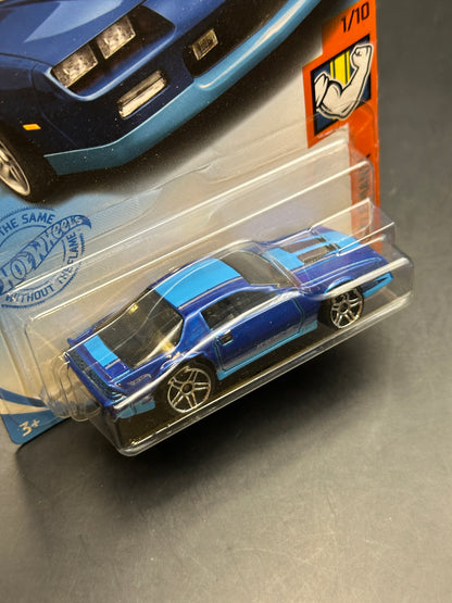 HOT WHEELS - 85 CHEVROLET CAMARO IROC-Z (2021) - HW MUSCLE MANIA 1/10