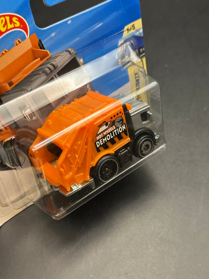 HOT WHEELS - TOTAL DISPOSAL (2026) - TREASURE HUNT - HW HEAVYWEIGHTS 5/5