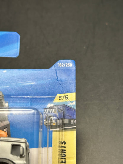HOT WHEELS - TOTAL DISPOSAL (2026) - TREASURE HUNT - HW HEAVYWEIGHTS 5/5