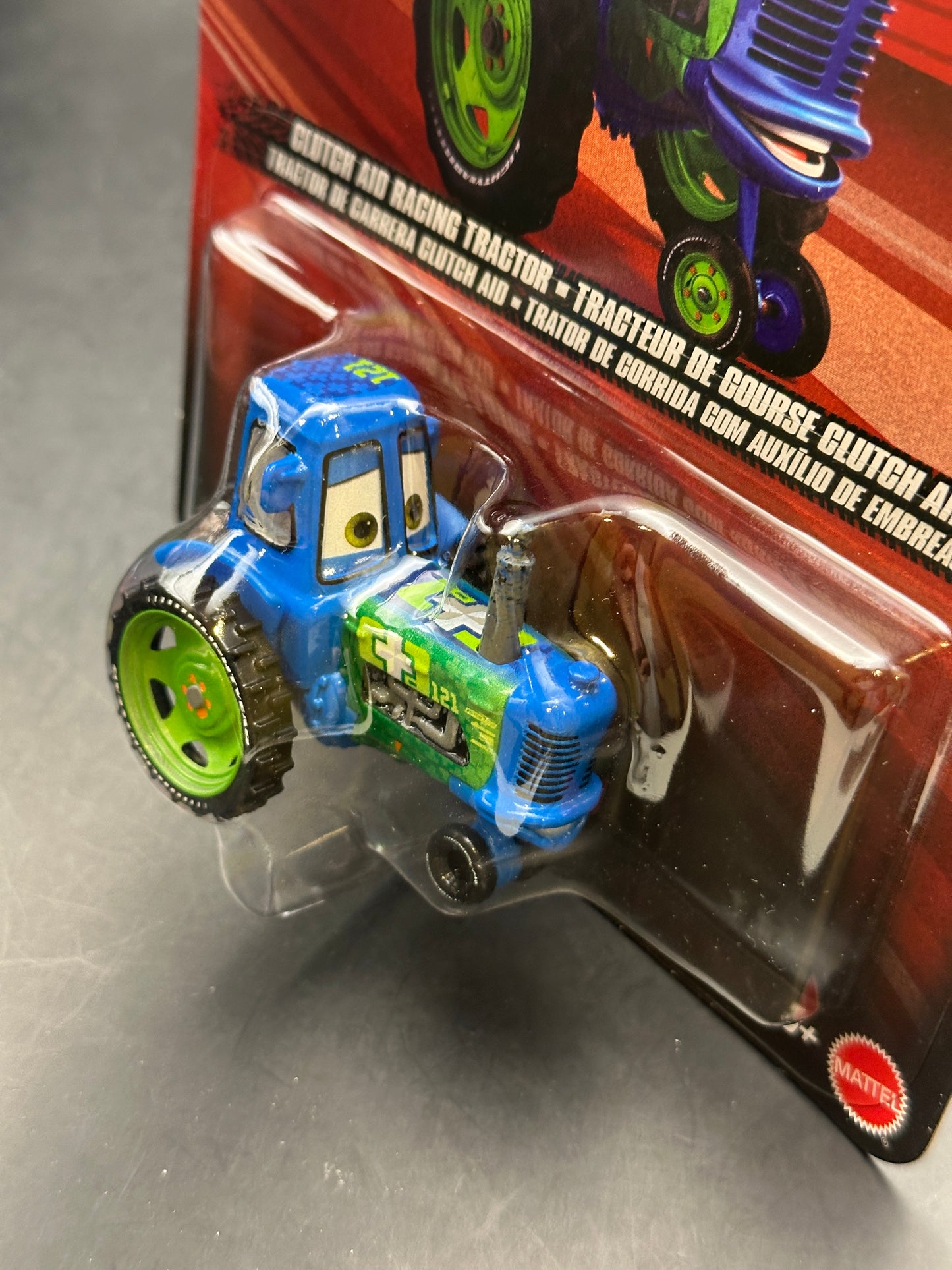 DISNEY PIXAR CARS - CLUTCH AND RACING TRACTOR - CARS - DIECAST