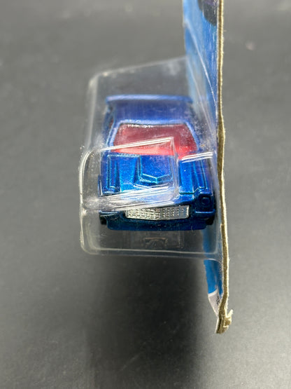 HOT WHEELS - CUSTOM V-8 VEGA (2010) - HW FASTER THAN EVER 1/10