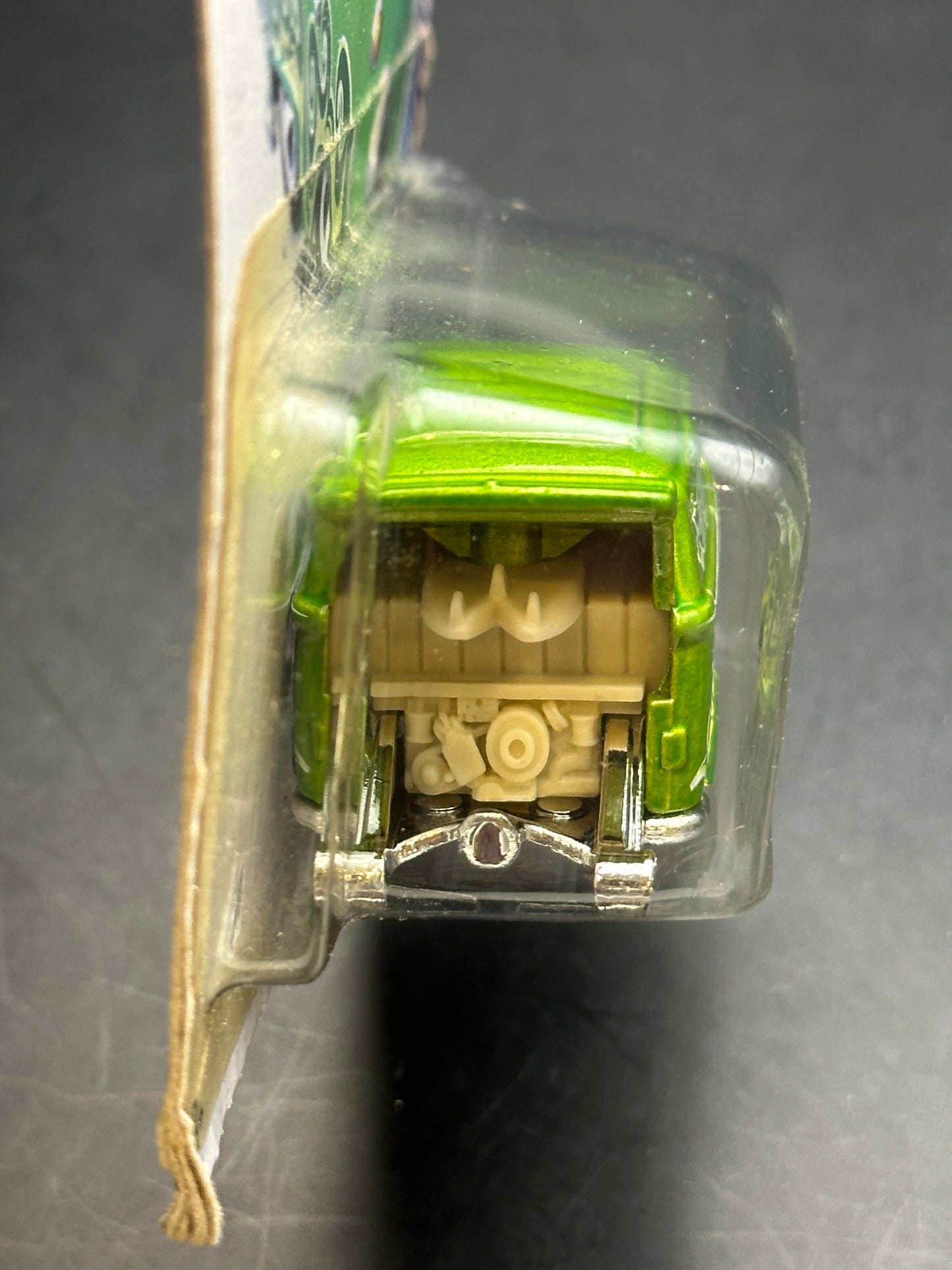 HOT WHEELS - VOLKSWAGEN KOOL KOMBI (2013) - HW SHOWROOM