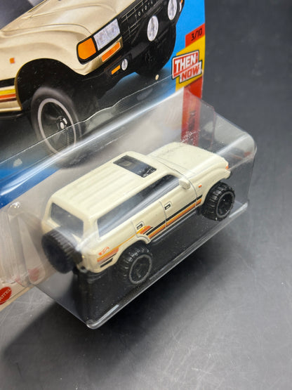 HOT WHEELS - TOYOTA LAND CRUISER 80 (2023) - HW THEN AND NOW 3/10