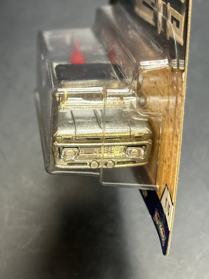 HOT WHEELS - CUSTOM 62 CHEVY PICKUP (2018) - CAR CULTURE: SHOP TRUCKS 1/5