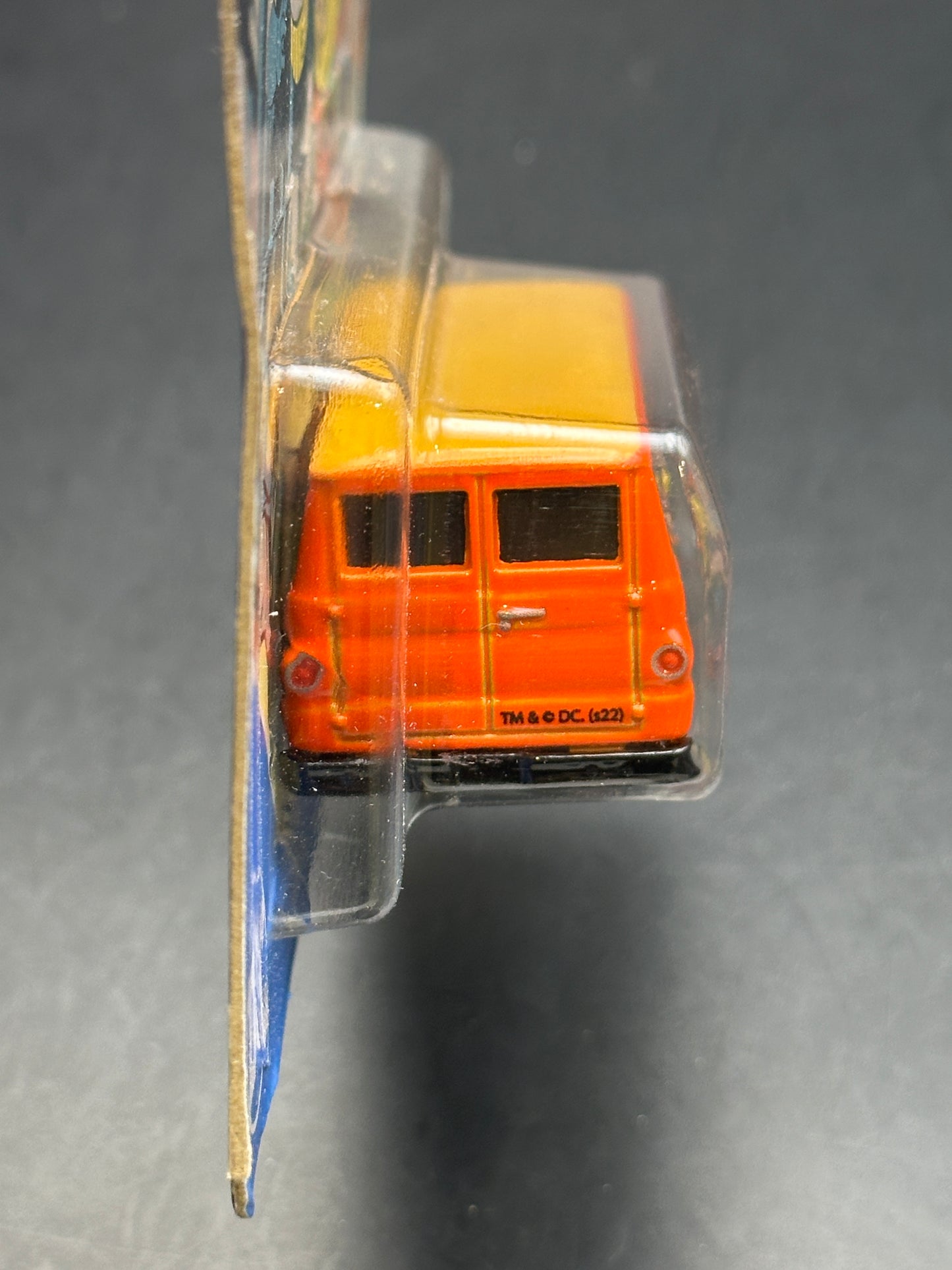 HOT WHEELS - 66 DODGE A100 (2022) - BATMAN - POP CULTURE 2/5