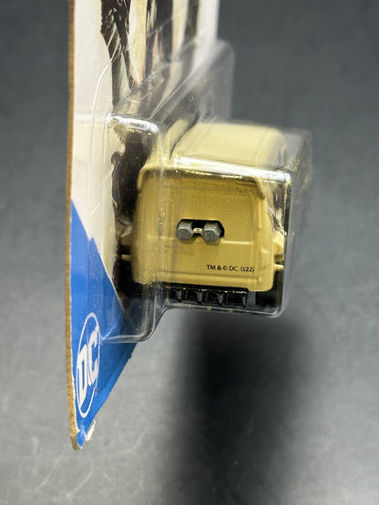 HOT WHEELS - 09 CUSTOM FORD TRANSIT CONNECT (2022) - BATMAN - POP CULTURE 1/5