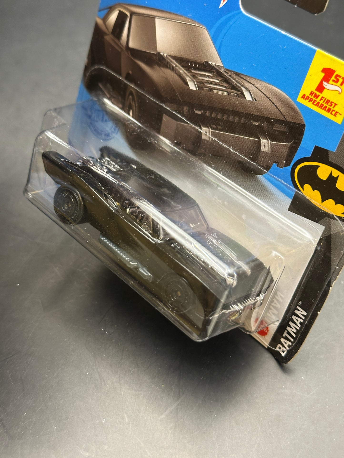 HOT WHEELS - BATMOBILE (2021) - HW BATMAN 4/5