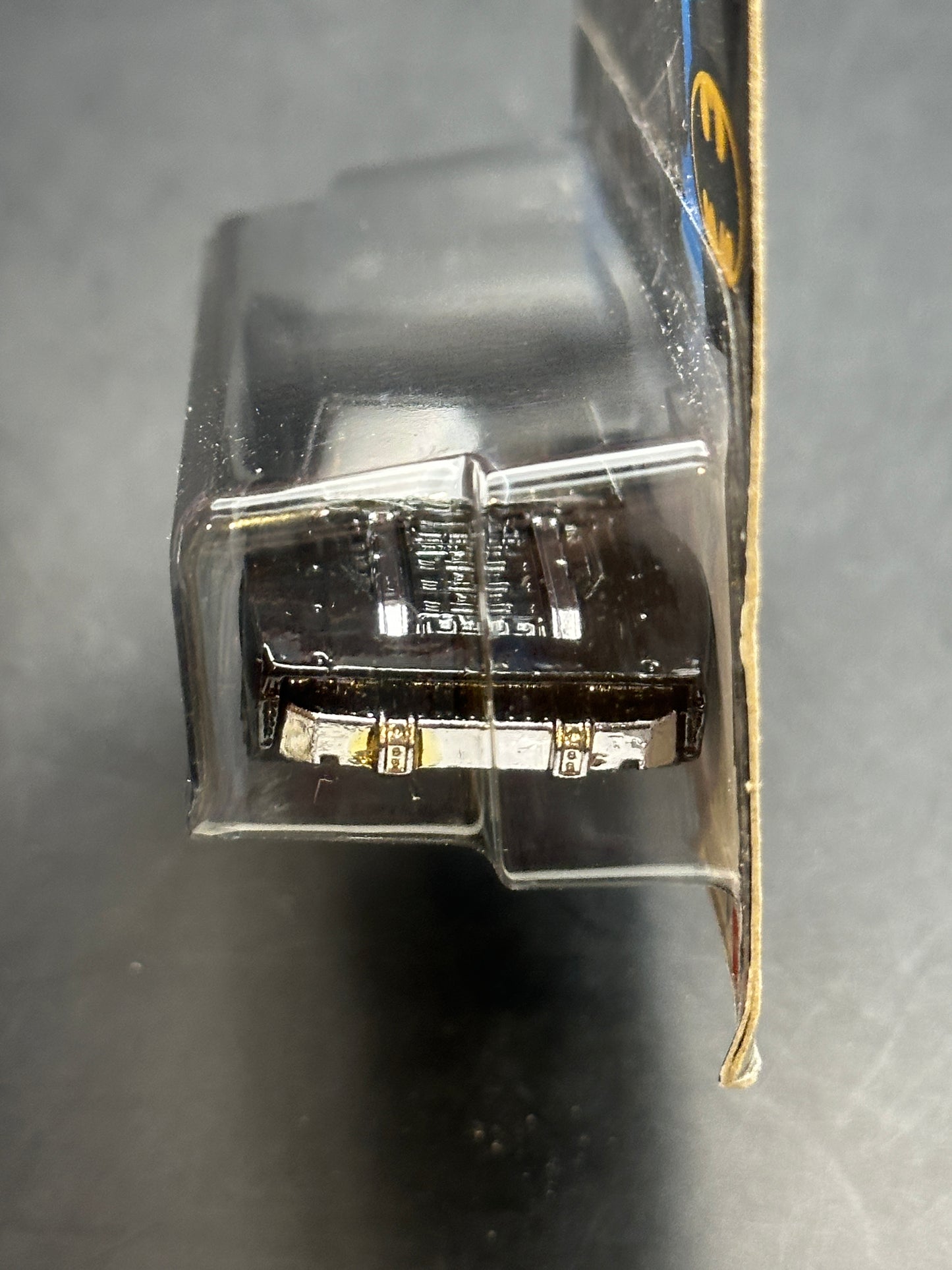 HOT WHEELS - BATMOBILE (2021) - HW BATMAN 4/5