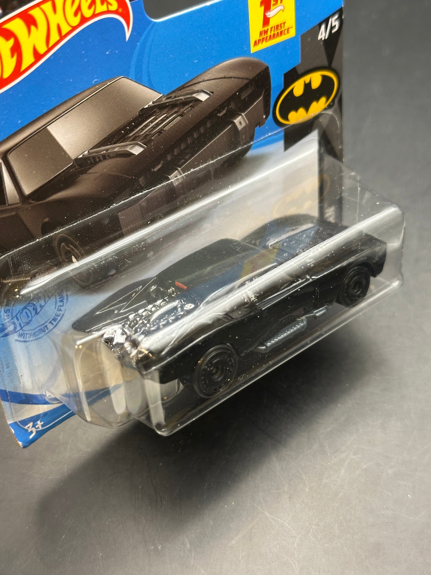 HOT WHEELS - BATMOBILE (2021) - HW BATMAN 4/5