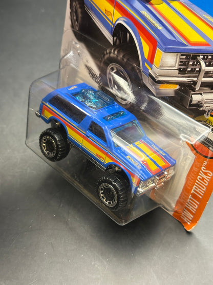 HOT WHEELS - CHEVY BLAZER 4x4 (2017) - HW HOT TRUCKS 8/10
