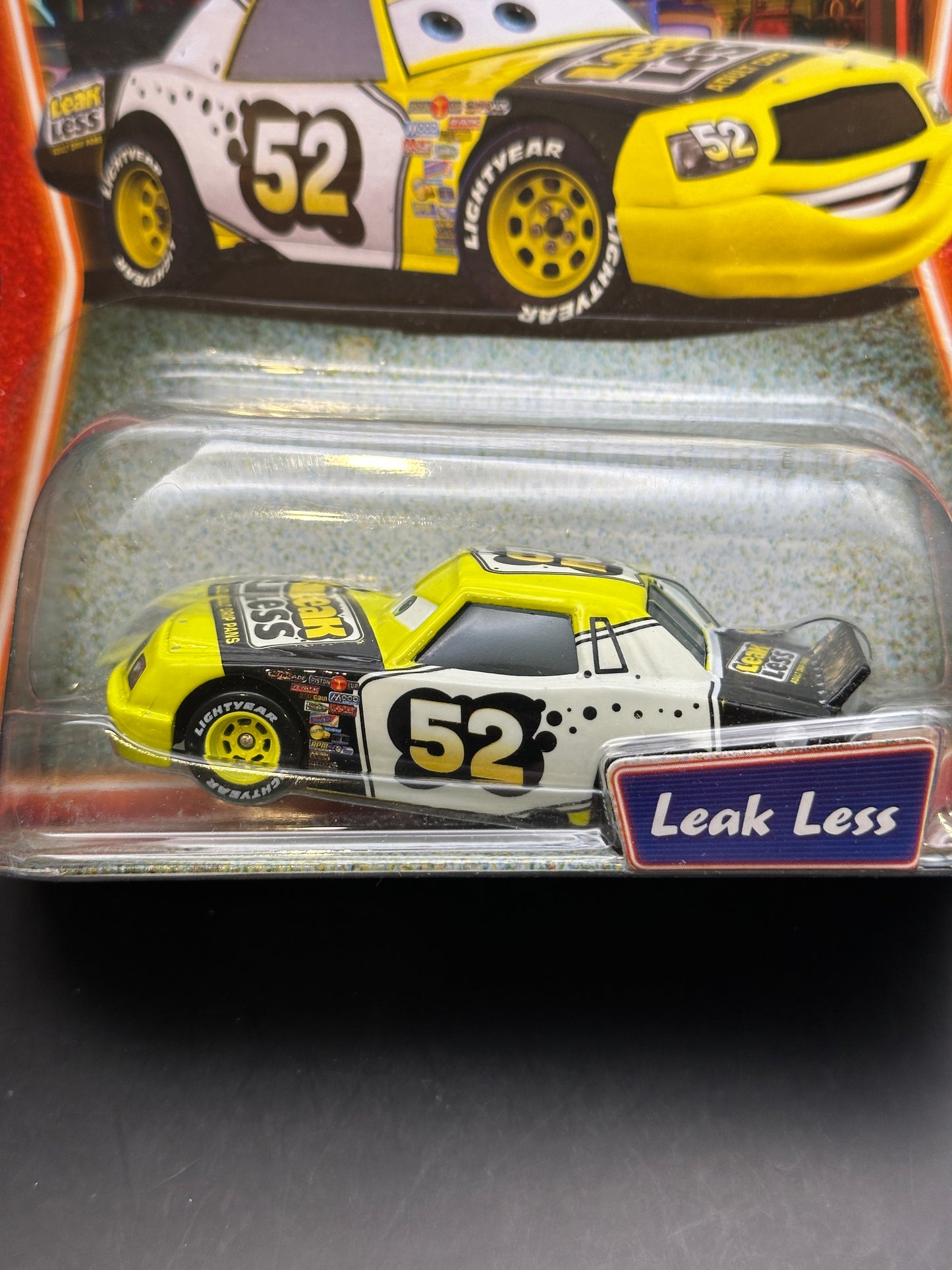 DISNEY PIXAR CARS SUPERCHARGED - LEAK LESS - DIECAST