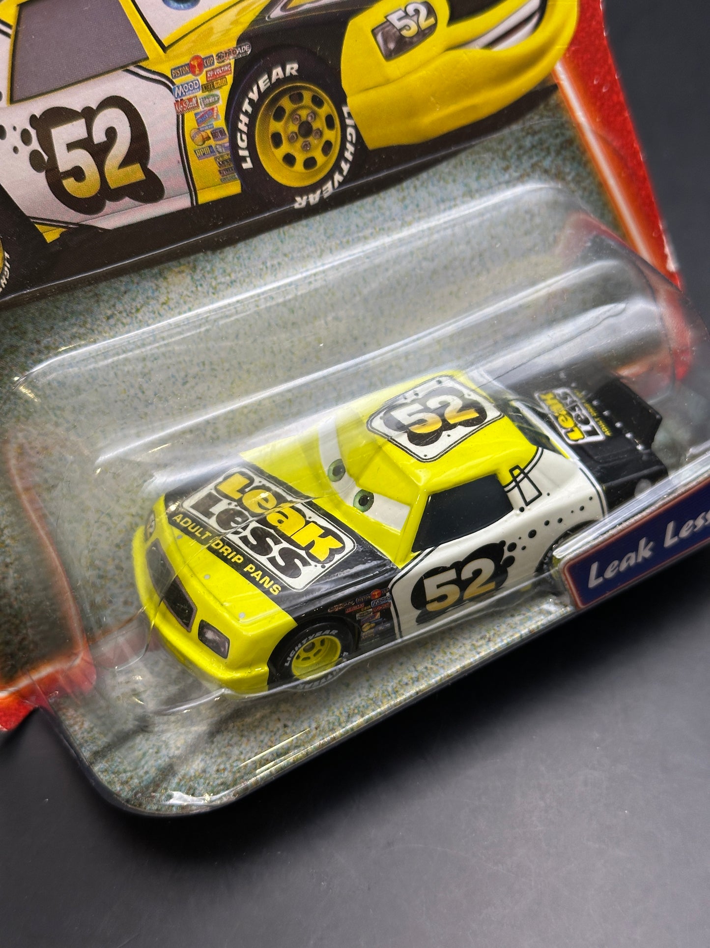 DISNEY PIXAR CARS SUPERCHARGED - LEAK LESS - DIECAST