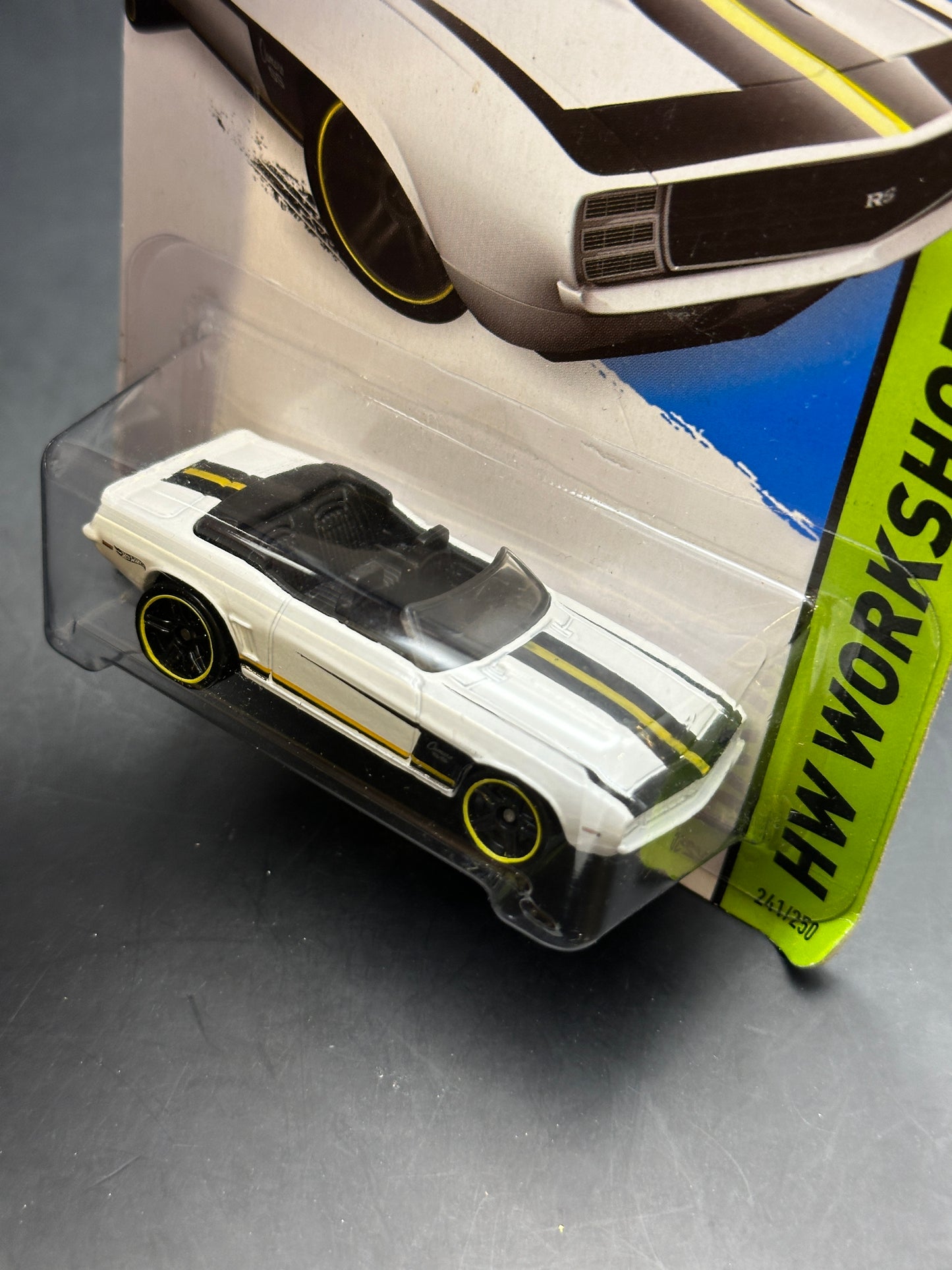 HOT WHEELS - 69 CAMARO CONVERTIBLE (2015) - HW WORKSHOP THEN AND NOW