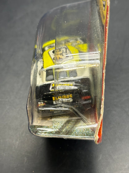 DISNEY PIXAR CARS SUPERCHARGED - LEAK LESS - DIECAST