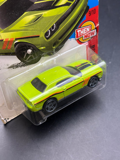 HOT WHEELS - 15 DODGE CHALLENGER SRT (2016) - HW THEN AND NOW 9/10