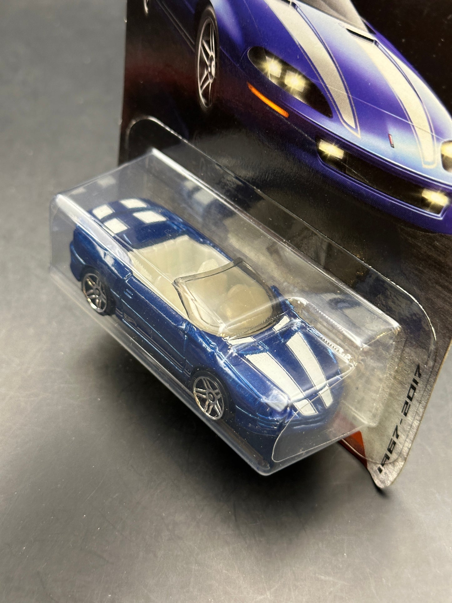 HOT WHEELS - 95 CAMARO (2017) - CAMARO FIFTY SERIES 5/8