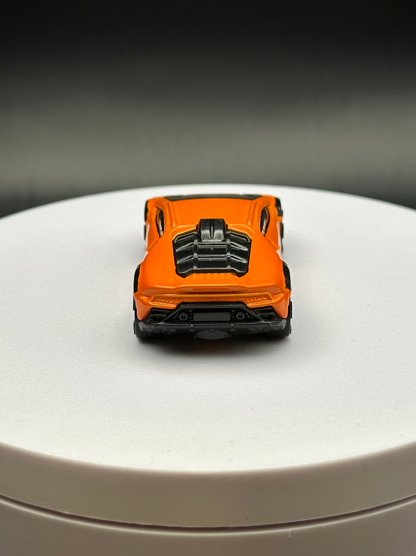 HOT WHEELS - LAMBORGHINI HURACAN STERRATO (2024) - HW DIRT 6/10 - LOOSE