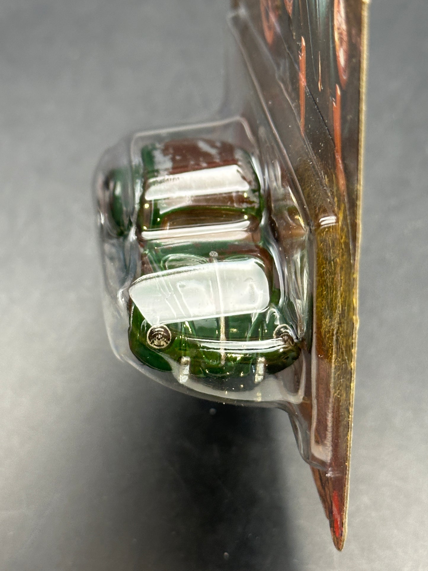 HOT WHEELS - VOLKSWAGEN CLASSIC BUG (2026) - SILVER SERIES - VINTAGE RACING CLUB BARN FIND SERIES 5/5