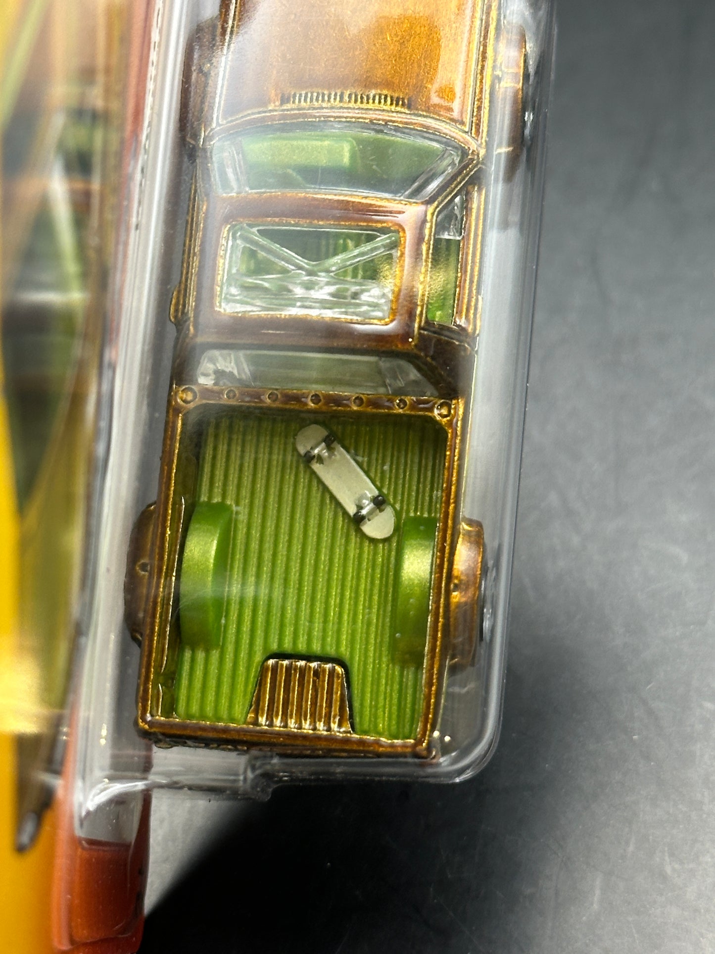 HOT WHEELS - VOLKSWAGEN CADDY (2026) - THE HOT ONES 1/8