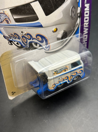 HOT WHEELS - VOLKSWAGEN KOOL KOMBI (2013) - HW SHOWROOM