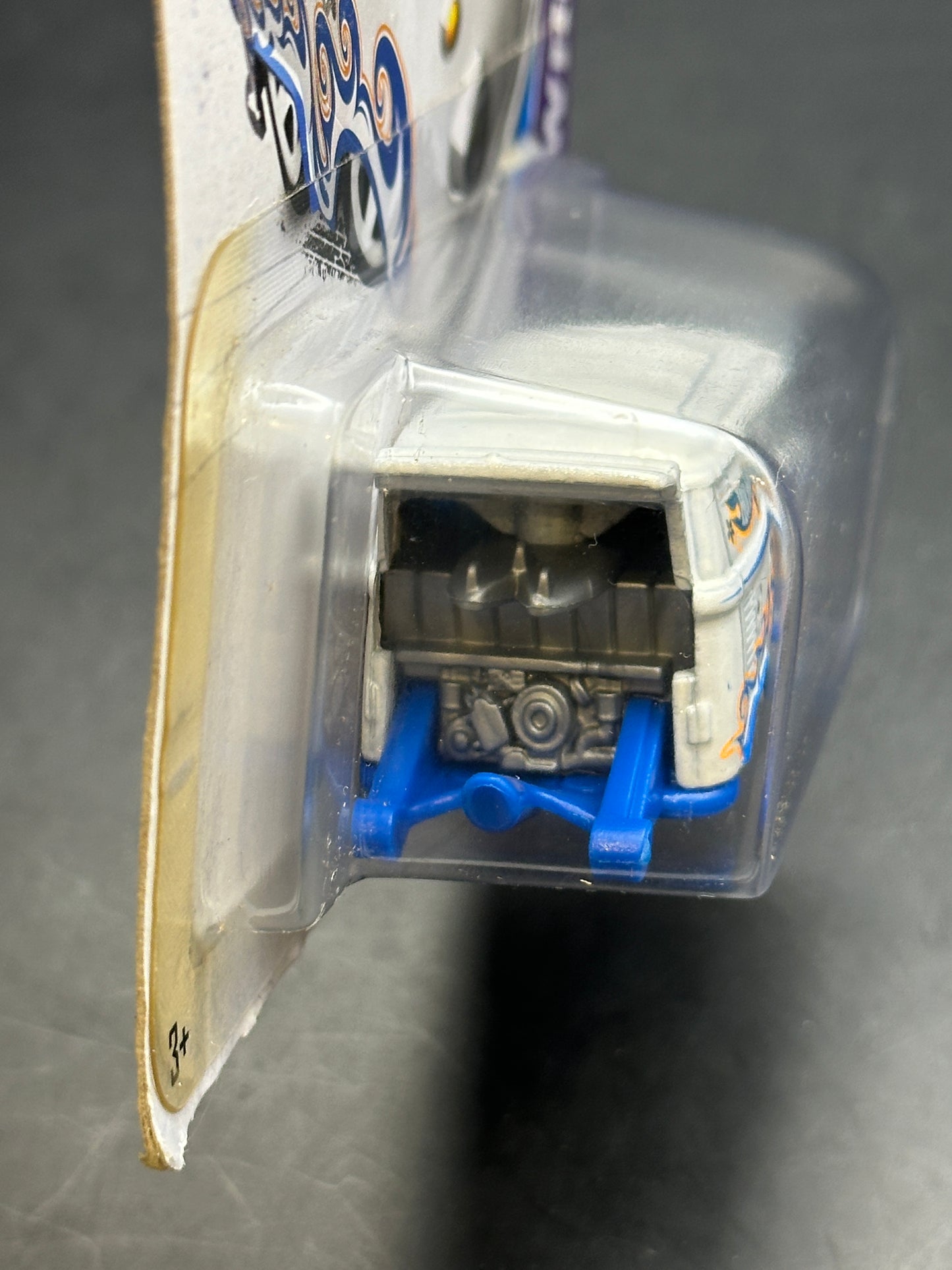 HOT WHEELS - VOLKSWAGEN KOOL KOMBI (2013) - HW SHOWROOM