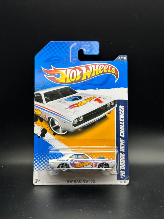 HOT WHEELS - 70 DODGE HEMI CHALLENGER (2012) - HW RACING 4/10