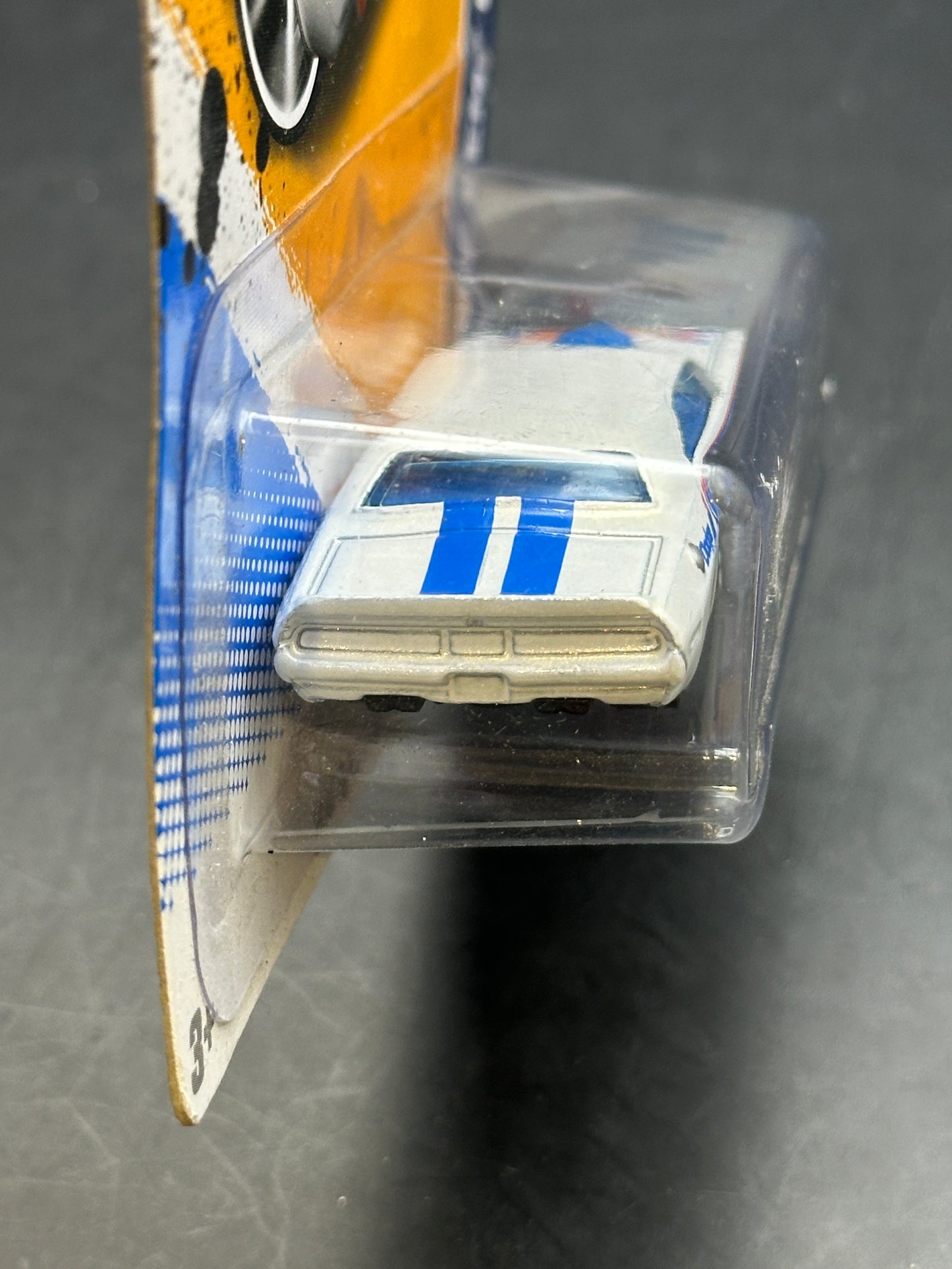 HOT WHEELS - 70 DODGE HEMI CHALLENGER (2012) - HW RACING 4/10