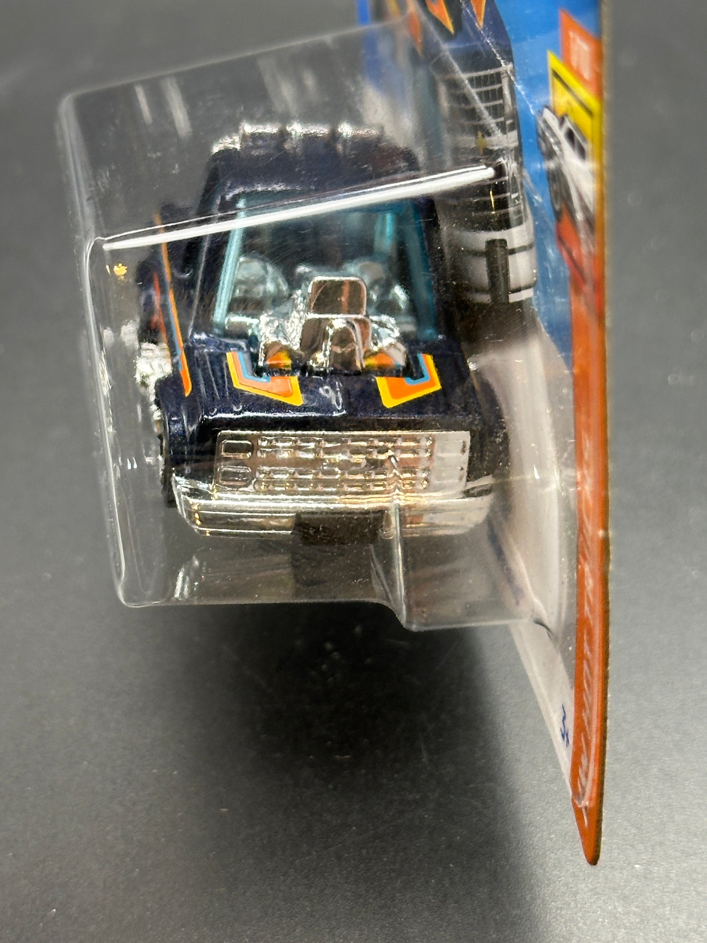 HOT WHEELS - TOON’D 83 CHEVY SILVERADO (2023) - HW HOT TRUCKS 1/10