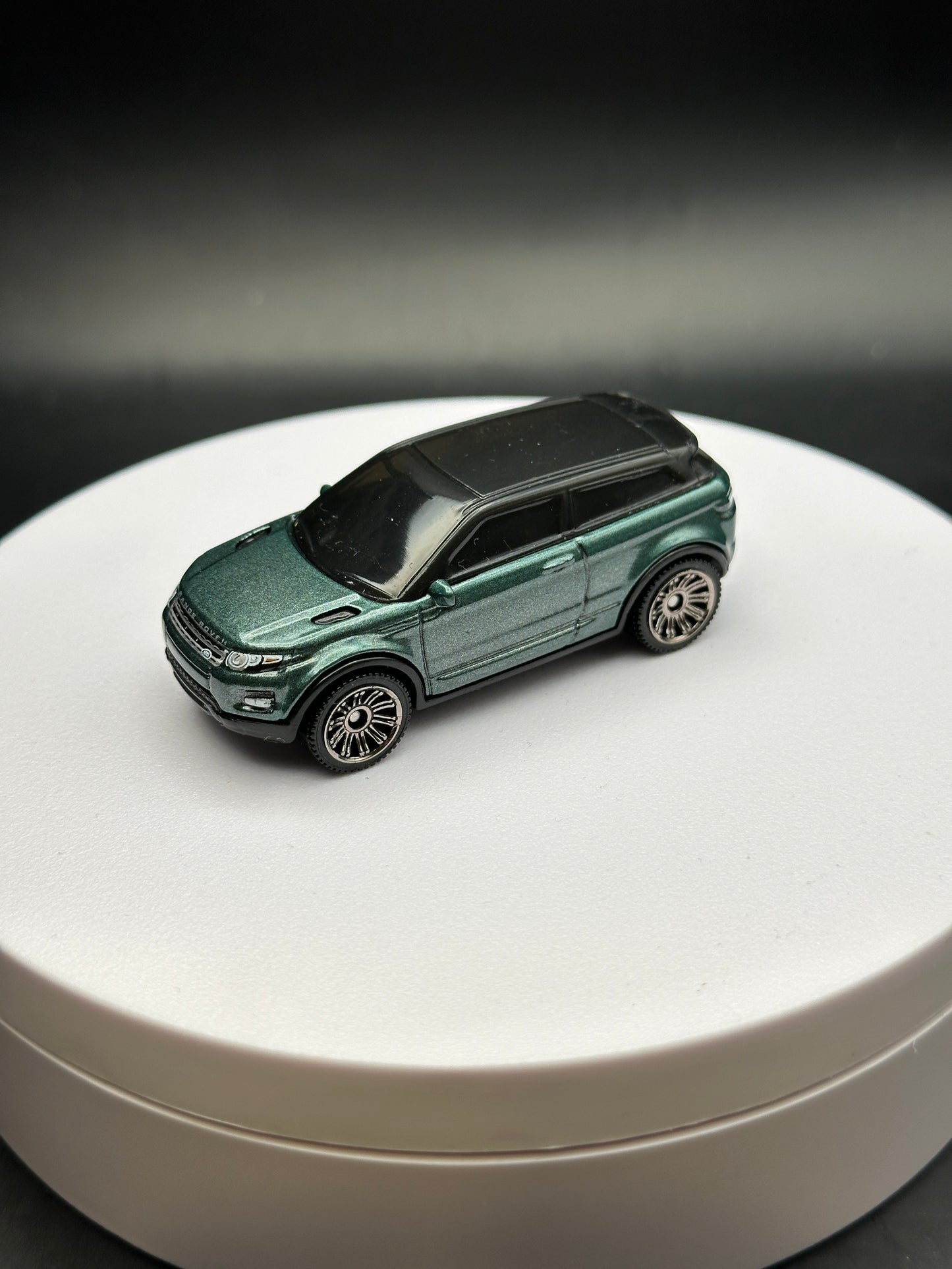 MATCHBOX - 2015 RANGE ROVER EVOQUE - DIECAST - LOOSE
