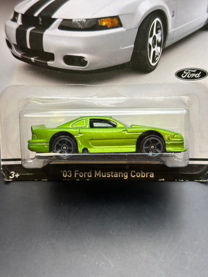 HOT WHEELS - 03 FORD MUSTANG COBRA - ERROR (2014) MUSTANG 50 YEARS 5/8