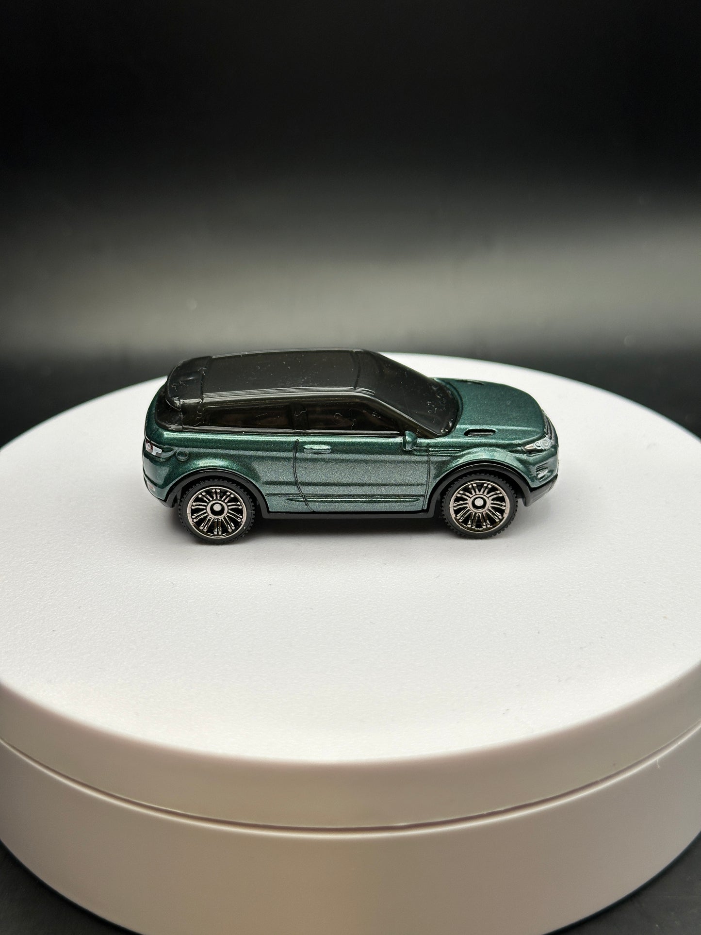 MATCHBOX - 2015 RANGE ROVER EVOQUE - DIECAST - LOOSE