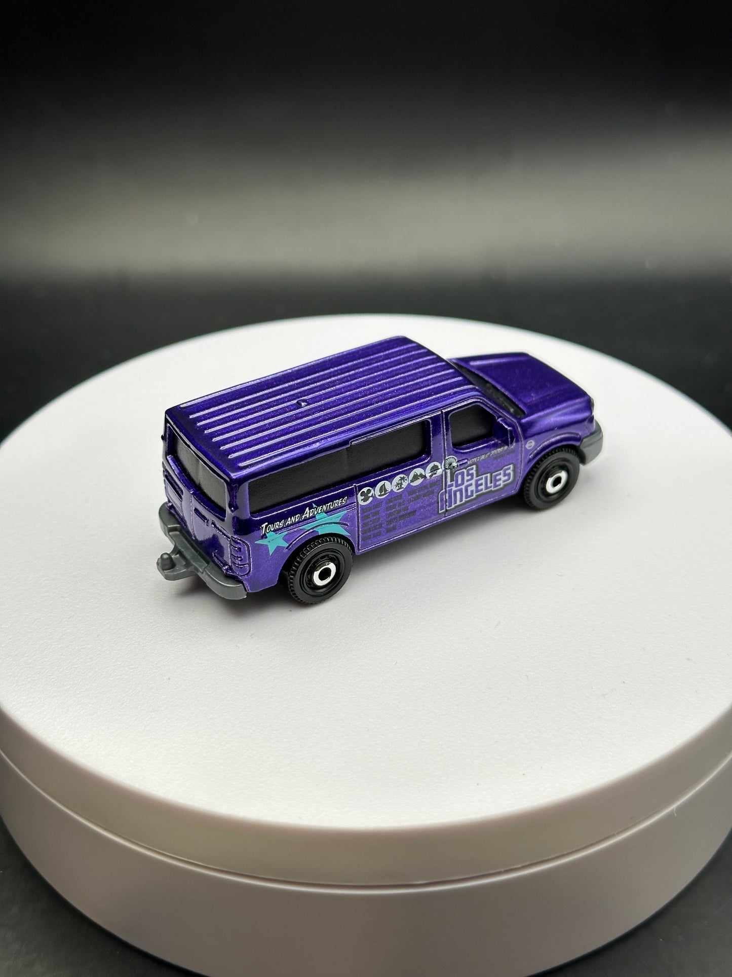 MATCHBOX - 2014 NISSAN NV VAN - DIECAST - LOOSE