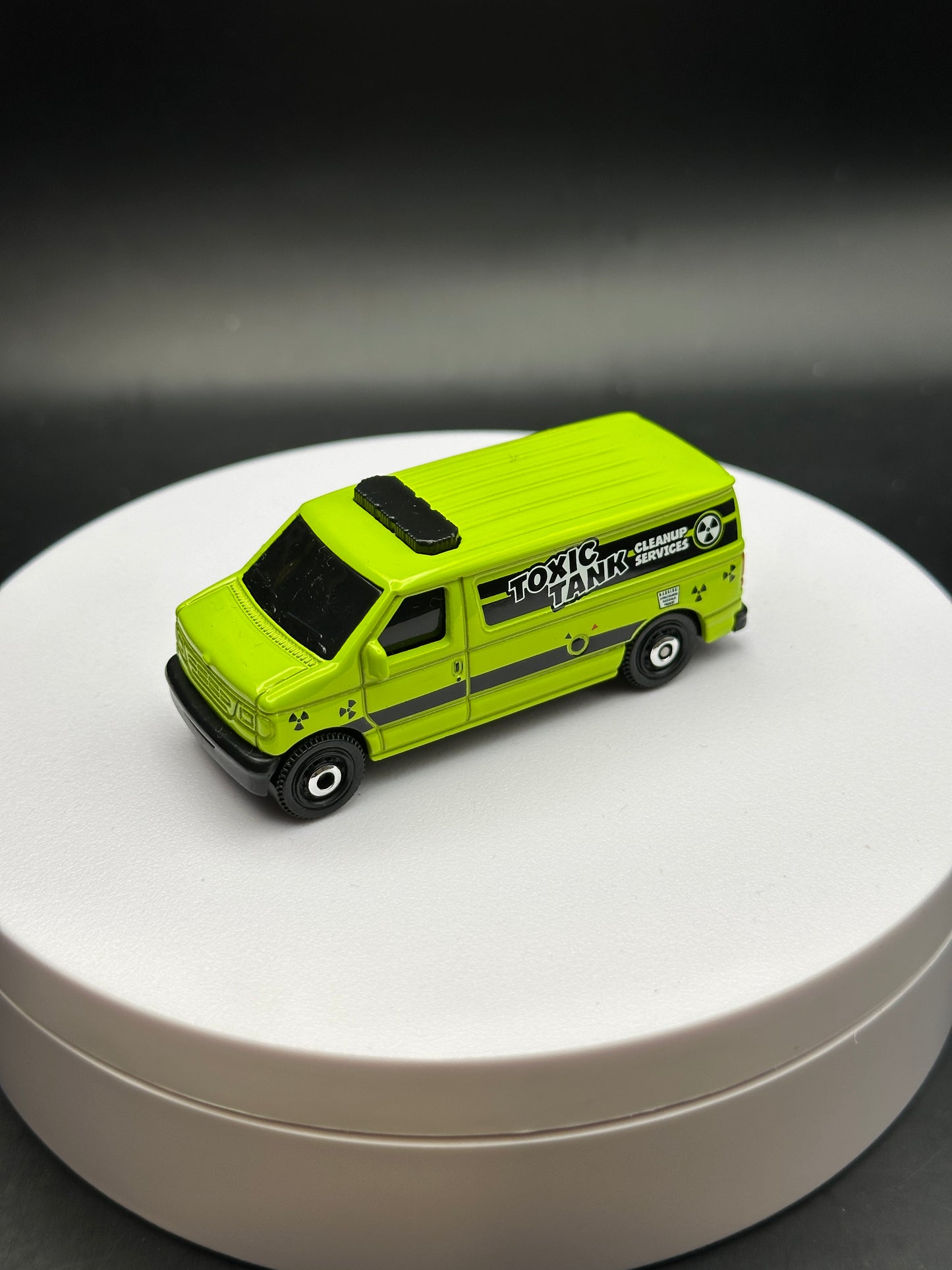 MATCHBOX - FORD PANEL VAN - DIECAST - LOOSE